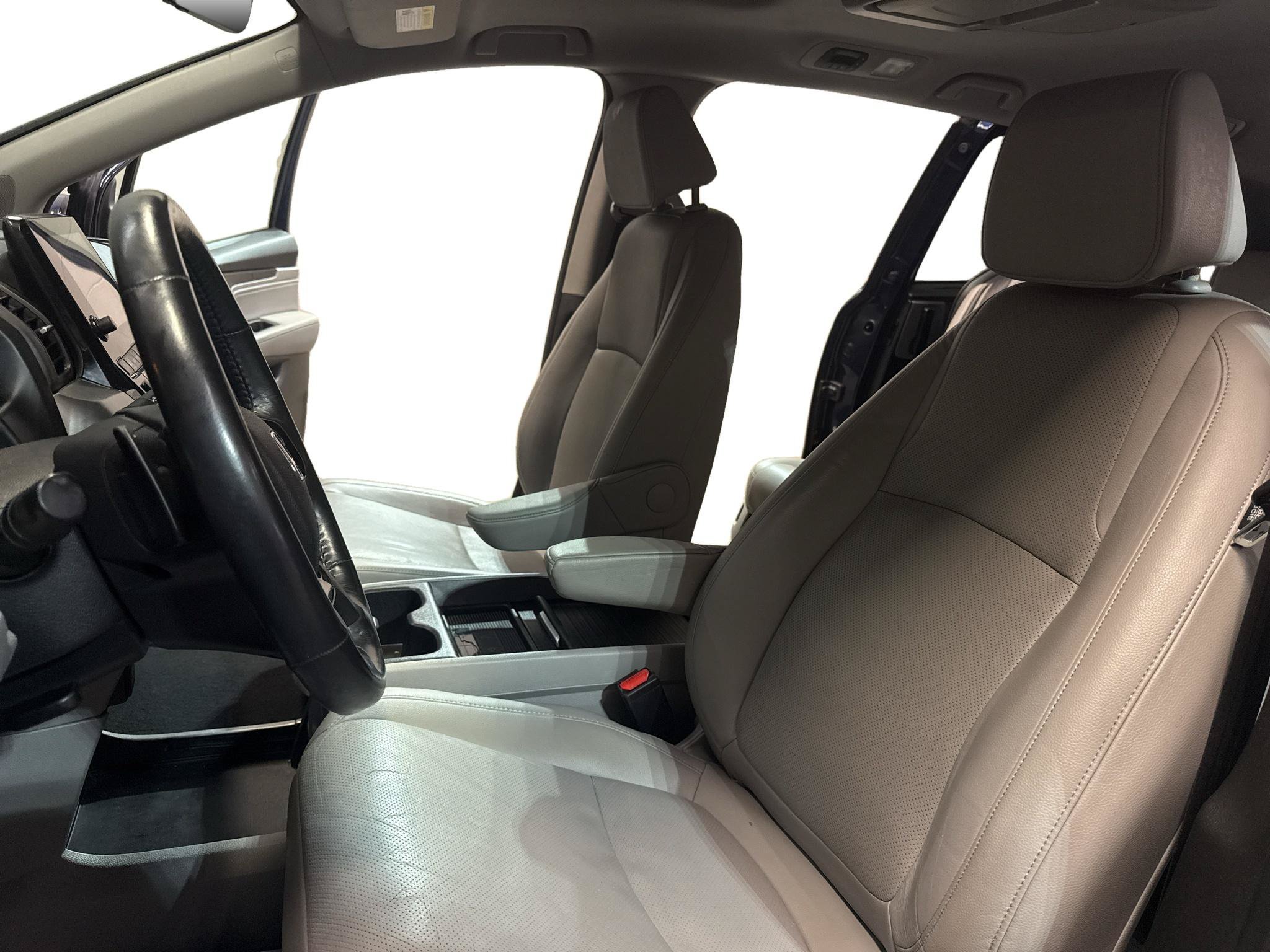 Used 2019 Honda Odyssey Elite image 10