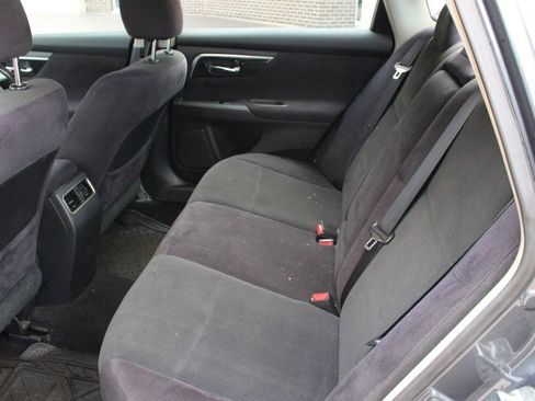 Used 2013 Nissan Altima 2.5 SV FWD image 18