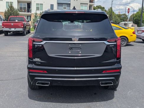 Used 2021 Cadillac XT6 Premium Luxury AWD/4WD image 6