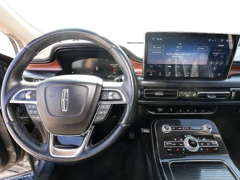 Used 2022 Lincoln Nautilus Reserve w/ Equipment Group 201A image 13