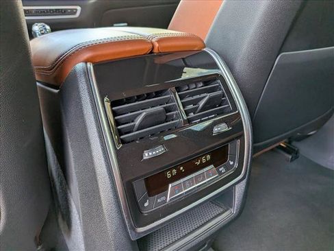 Used 2023 BMW X5 sDrive40i w/ M Sport Package RWD image 19