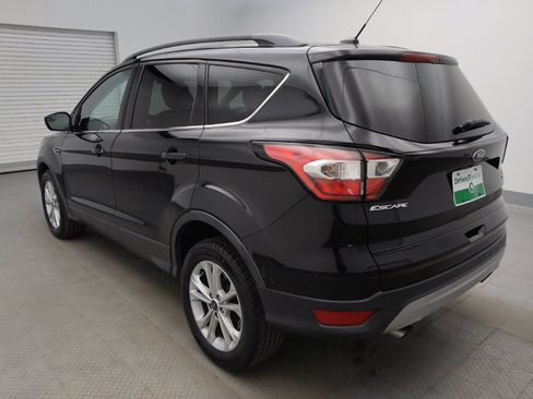 Used 2018 Ford Escape SE FWD image 5