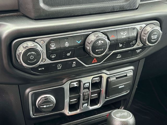 Used 2022 Jeep Wrangler Unlimited Sport AWD/4WD image 11