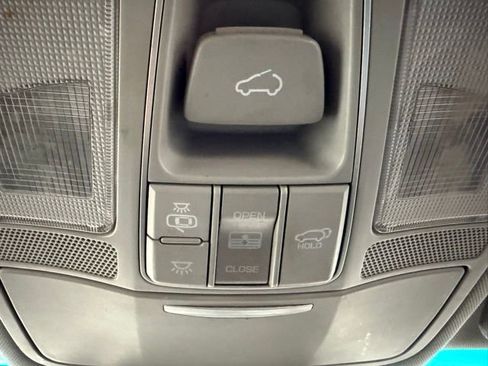 Used 2019 Hyundai Santa Fe XL image 28