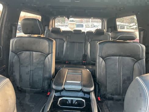 Used 2023 Jeep Grand Wagoneer Series II image 9