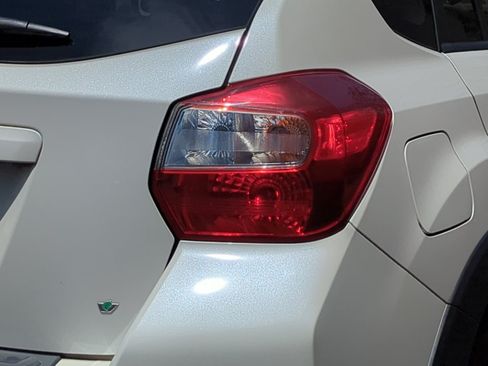 Used 2017 Subaru Crosstrek 2.0i Premium AWD/4WD image 32