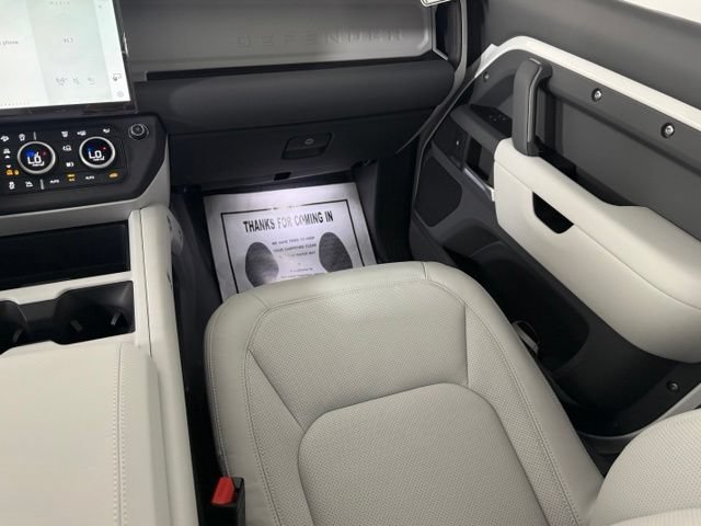 New 2026 Land Rover Defender 110 S AWD/4WD image 28