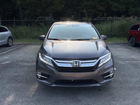 Used 2019 Honda Odyssey Elite image 2