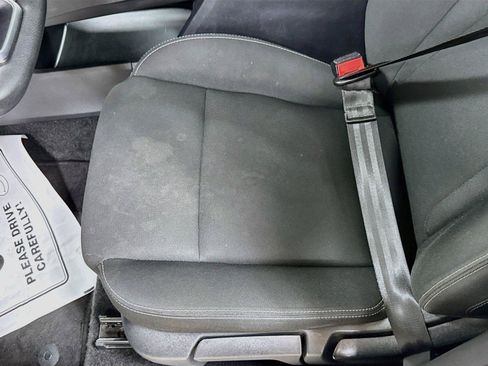 Used 2024 Nissan Rogue S AWD/4WD image 18