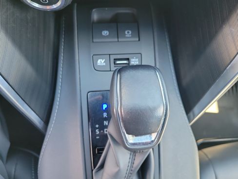 Used 2023 Toyota Venza Nightshade AWD/4WD image 30
