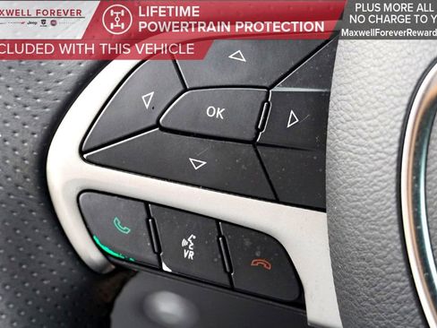 Used 2019 Dodge Durango SXT w/ 3rd Row Seating Group image 16