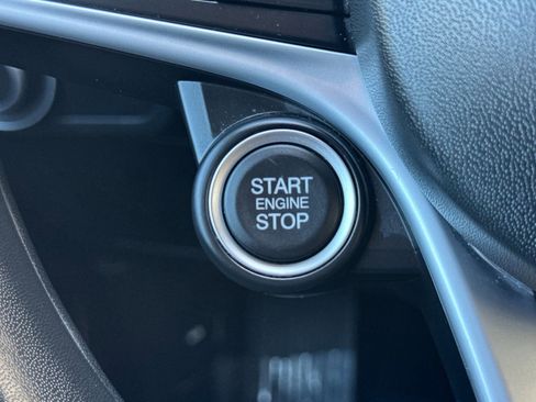 Used 2019 Alfa Romeo Stelvio RWD image 25