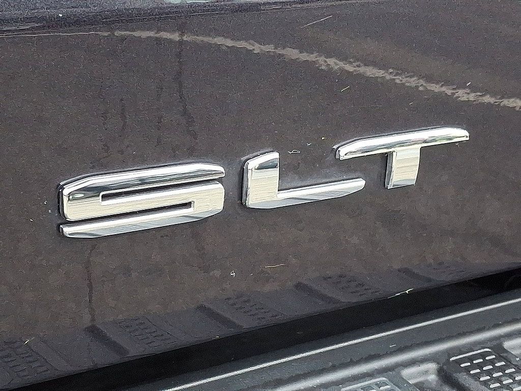 Used 2024 GMC Sierra 1500 SLT w/ SLT Convenience Package AWD/4WD image 30