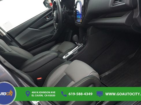 Used 2024 Subaru Ascent Onyx Edition AWD/4WD image 8