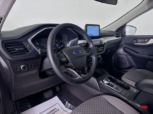 Certified 2022 Ford Escape SE w/ SE Sport Appearance Package image 9