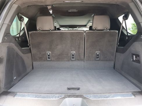 Used 2023 Cadillac Escalade ESV Sport Platinum w/ Heavy-Duty Trailer Package AWD/4WD image 20