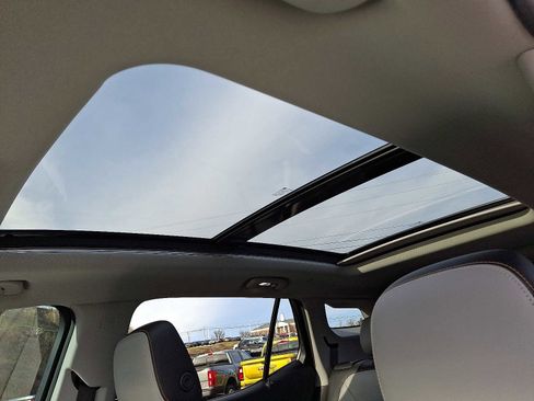 Used 2019 GMC Terrain SLT w/ Preferred Package image 14