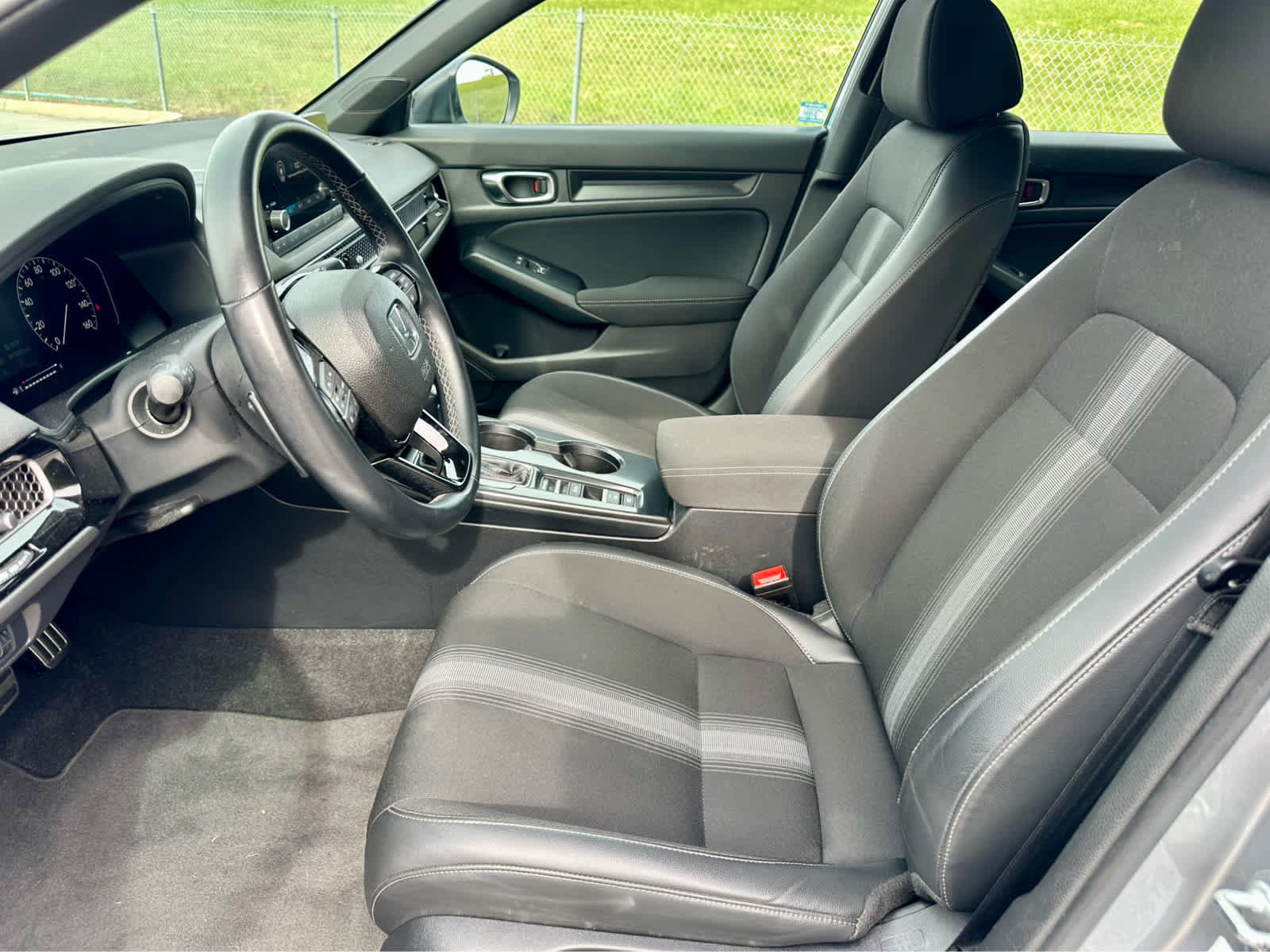 Used 2023 Honda Civic Sport image 11