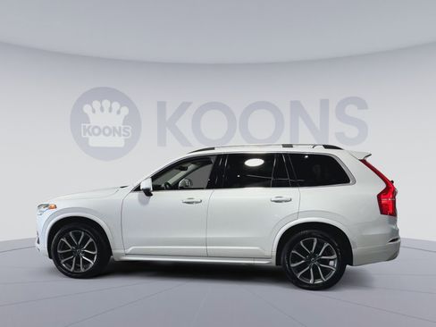 Used 2019 Volvo XC90 T5 Momentum w/ Multimedia Package AWD/4WD image 7