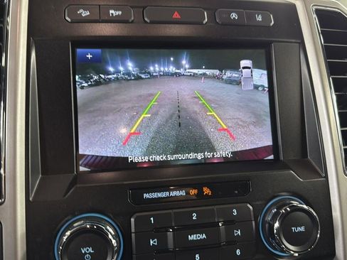 Used 2020 Ford F150 Lariat image 19