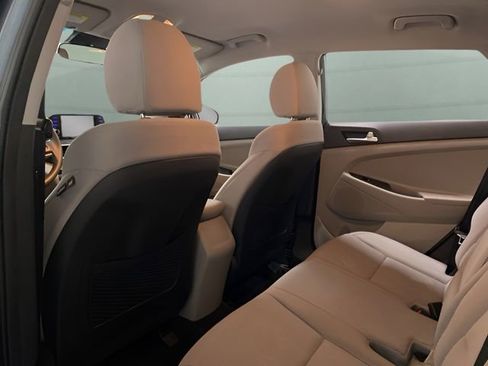 Used 2021 Hyundai Tucson SE image 58