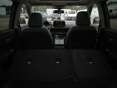 Used 2023 Nissan Rogue SL w/ SL Premium Package AWD/4WD image 40