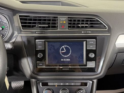 Used 2020 Volkswagen Tiguan S image 14
