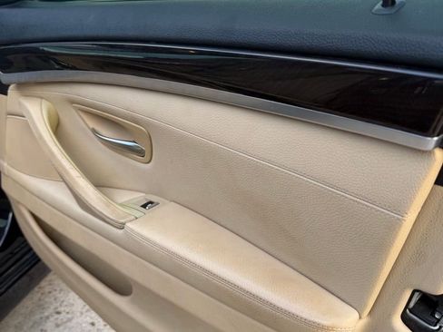 Used 2013 BMW 528i Sedan image 21