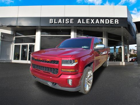 Used 2019 Chevrolet Silverado 1500 LT w/ All Star Edition AWD/4WD image 5