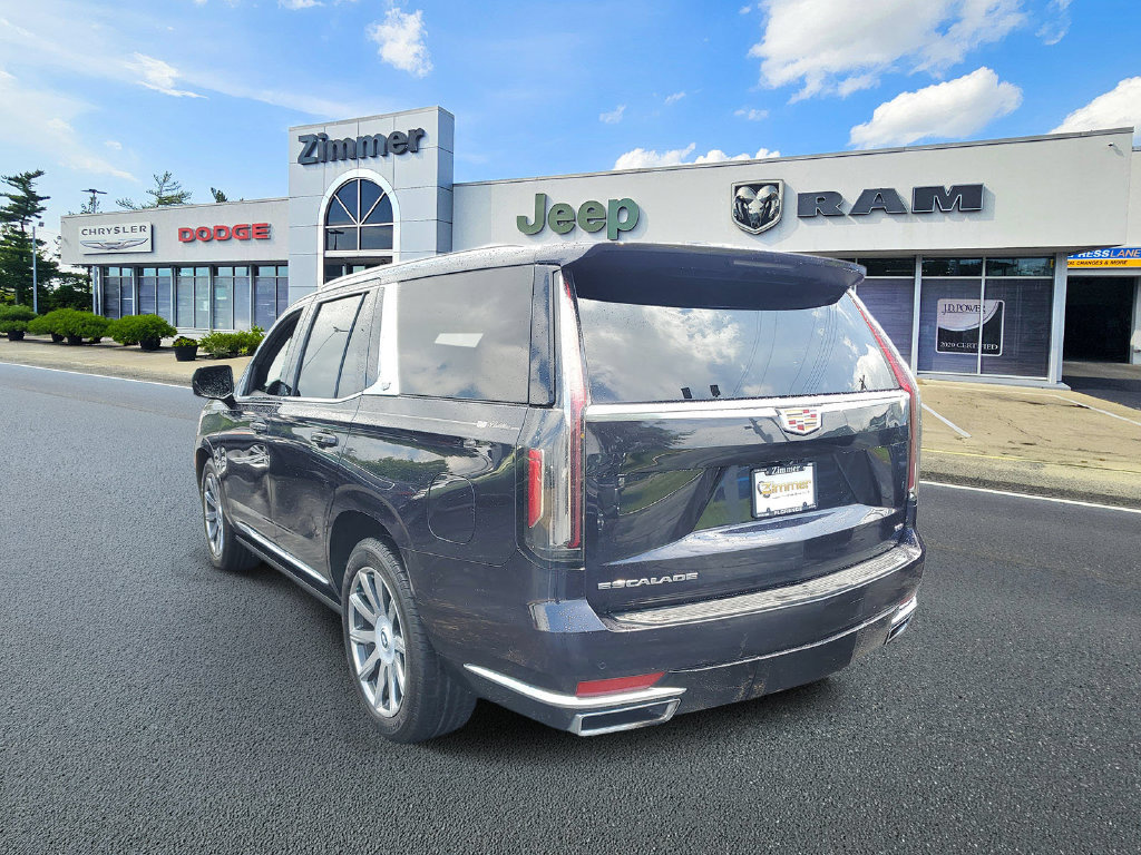 Used 2022 Cadillac Escalade Premium Luxury Platinum AWD/4WD image 3