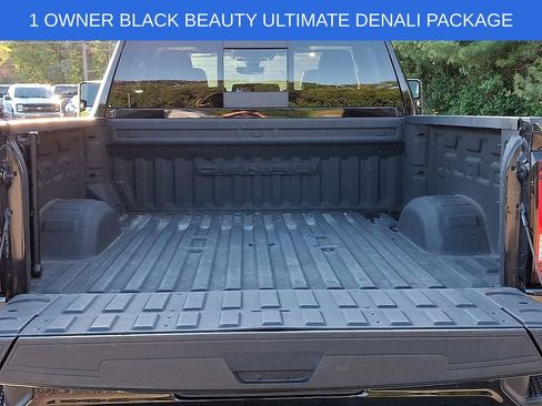 Used 2022 GMC Sierra 2500 Denali w/ Denali Ultimate Package AWD/4WD image 31