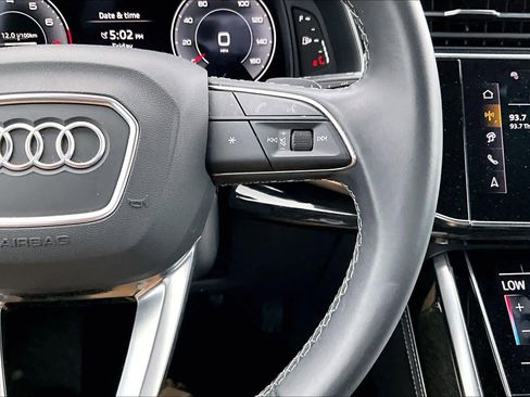 Used 2025 Audi Q7 Premium Plus image 25