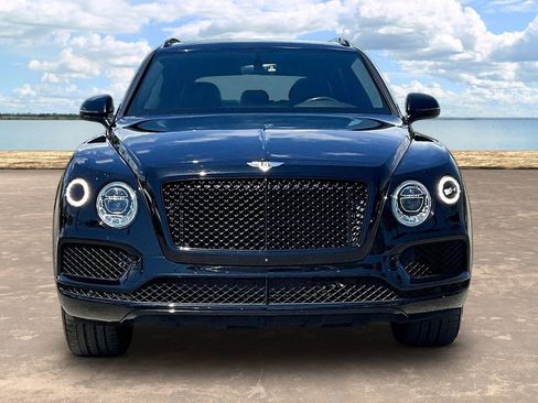 Used 2020 Bentley Bentayga AWD/4WD image 2