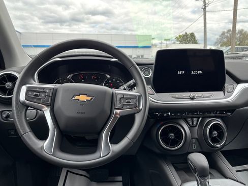 New 2026 Chevrolet Blazer LT w/ Convenience Package FWD image 11