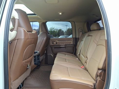 Used 2022 RAM 3500 Limited image 10