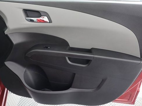 Used 2014 Chevrolet Sonic LTZ image 27