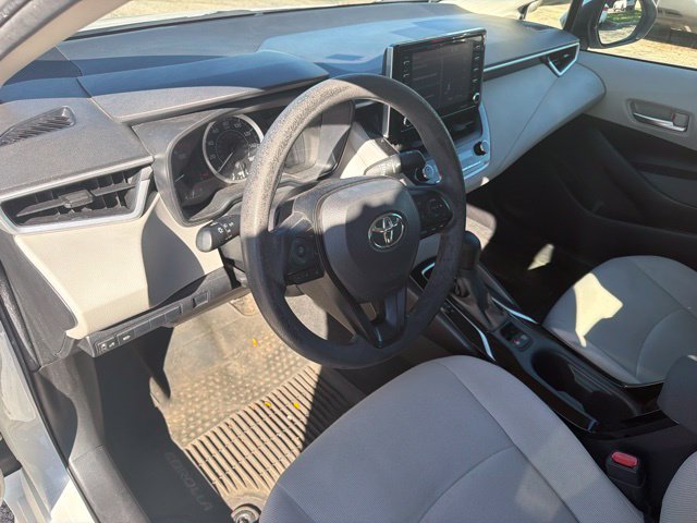 Used 2021 Toyota Corolla LE FWD image 24
