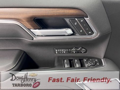 New 2026 Chevrolet Silverado 1500 High Country w/ High Country Premium Package image 23