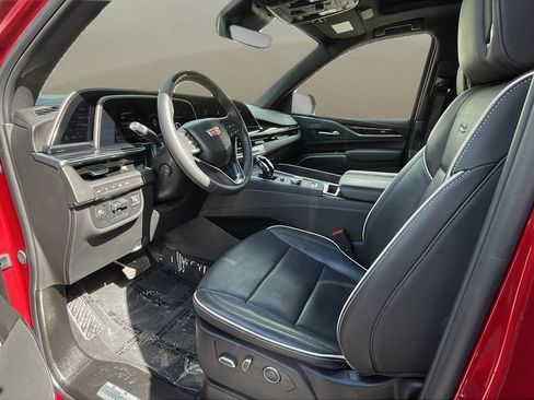 Certified 2024 Cadillac Escalade Sport image 14