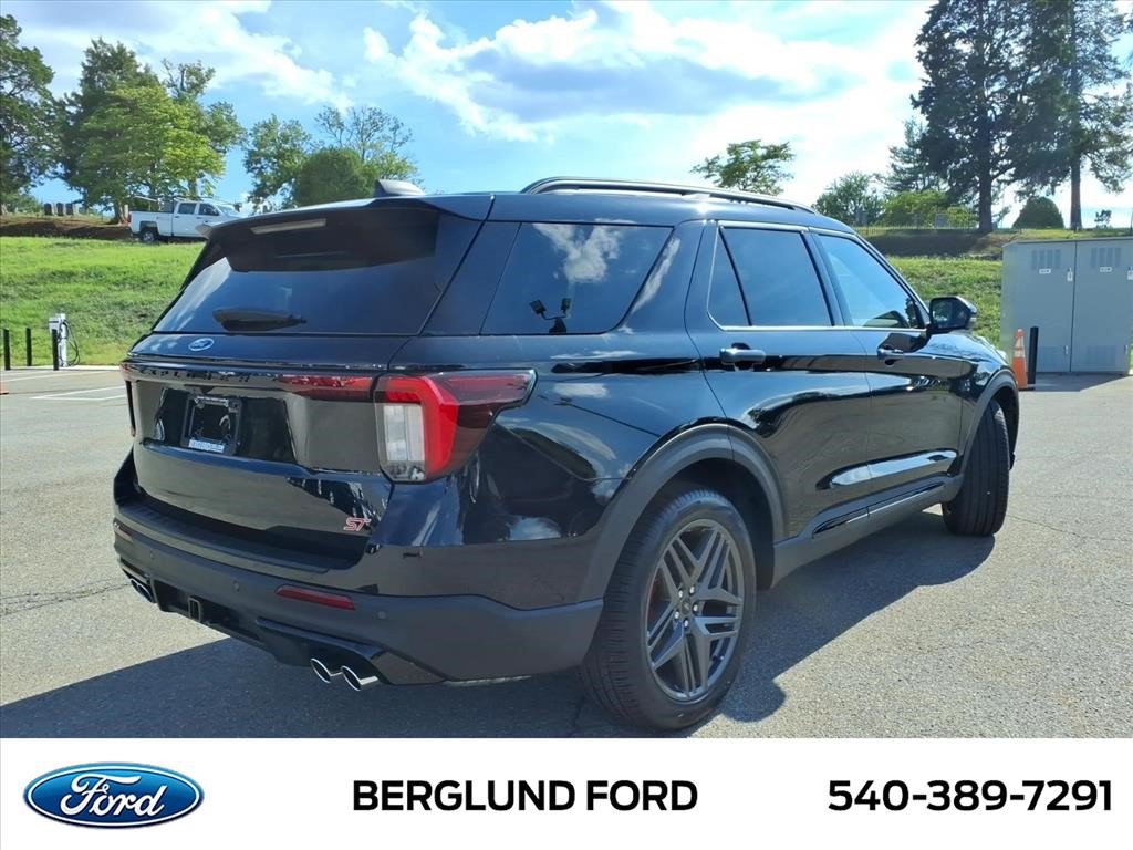 New 2026 Ford Explorer ST w/ Sun And Sound Package AWD/4WD image 4