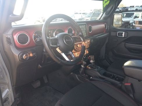 Used 2023 Jeep Wrangler Unlimited Rubicon w/ Steel Bumper Group image 28