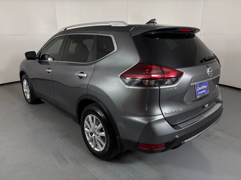 Used 2018 Nissan Rogue SV w/ Sun & Sound Touring Package FWD image 7