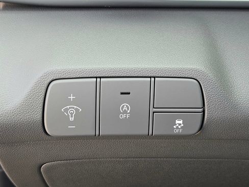 New 2026 Hyundai Elantra SE FWD image 15