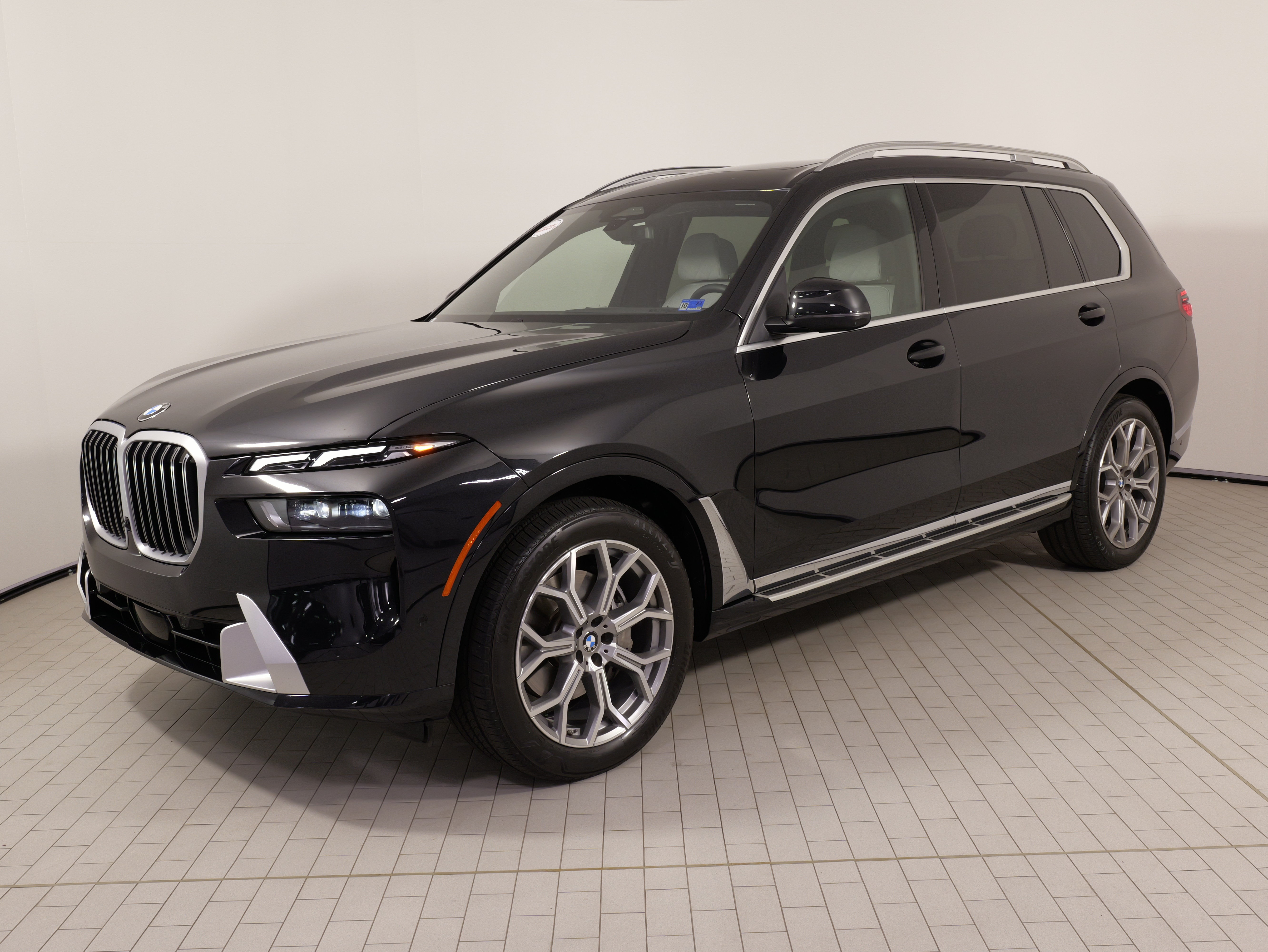 Used 2026 BMW X7 xDrive40i AWD/4WD image 2