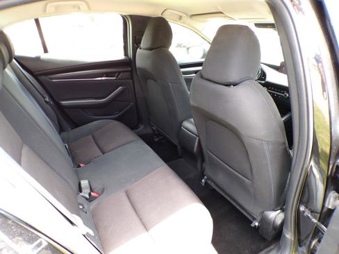 Used 2022 MAZDA MAZDA3 Sedan FWD image 23