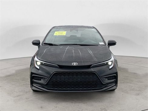 Used 2024 Toyota Corolla SE image 8