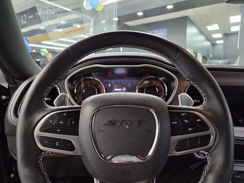 Used 2023 Dodge Challenger SRT Hellcat RWD image 9