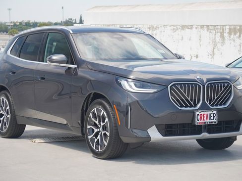 Used 2026 BMW X3 xDrive30 w/ Convenience Package AWD/4WD image 3