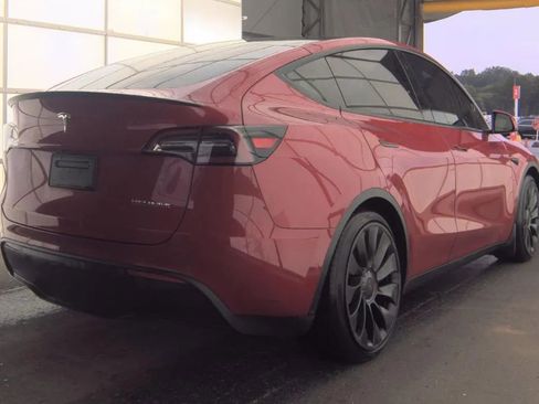 Used 2022 Tesla Model Y Performance AWD/4WD image 4