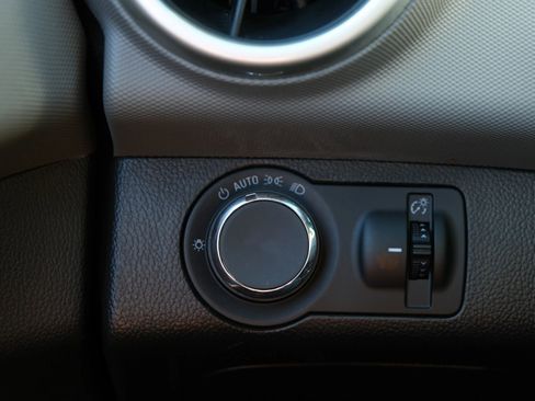 Used 2018 Chevrolet Sonic Premier w/ Driver Confidence Package image 29